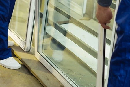 Commercial Glass Repair Technician in Miramar, FL